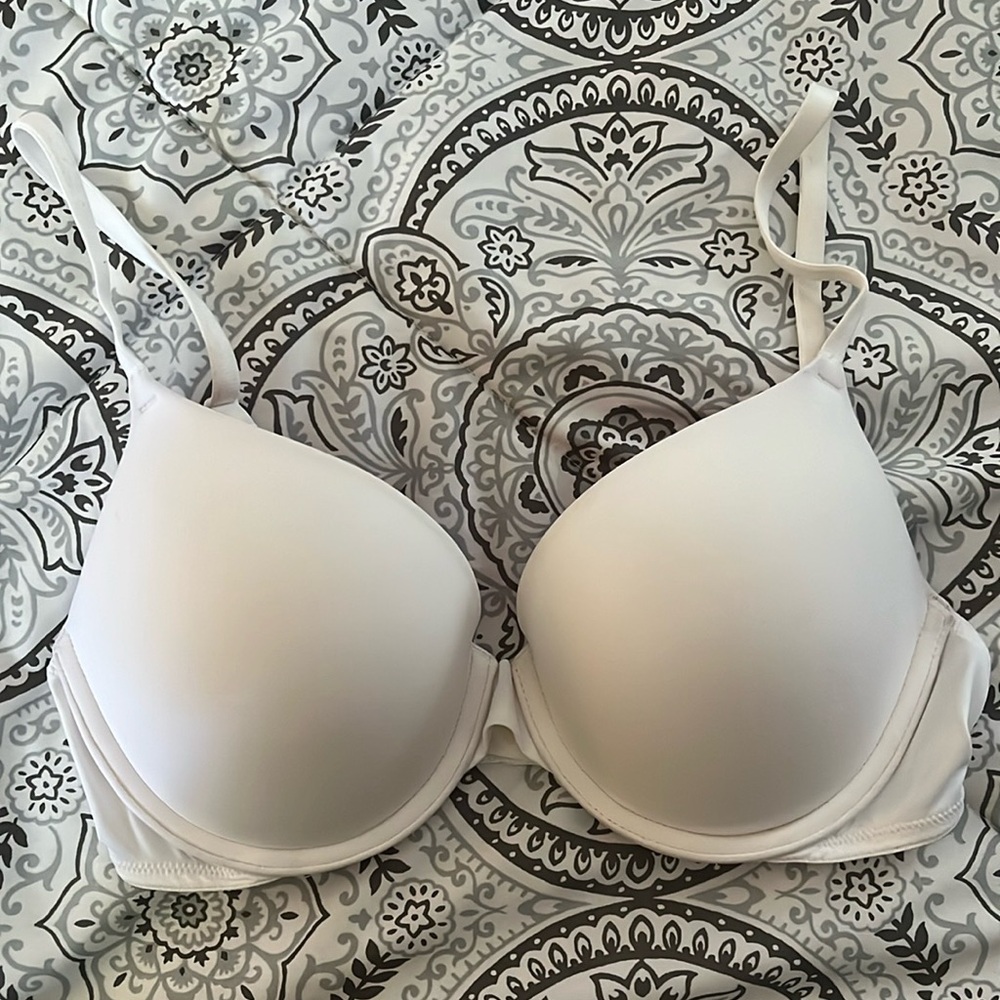 White push up bra